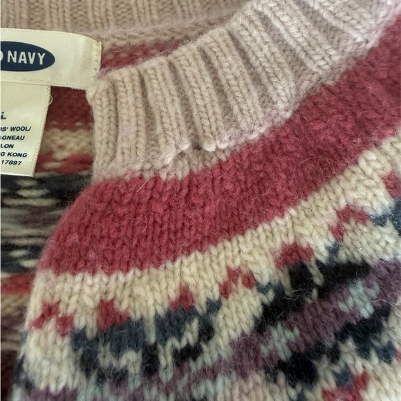 Old Navy Lavender Fair Isle Crewneck Wool Sweater - Picture 2 of 3